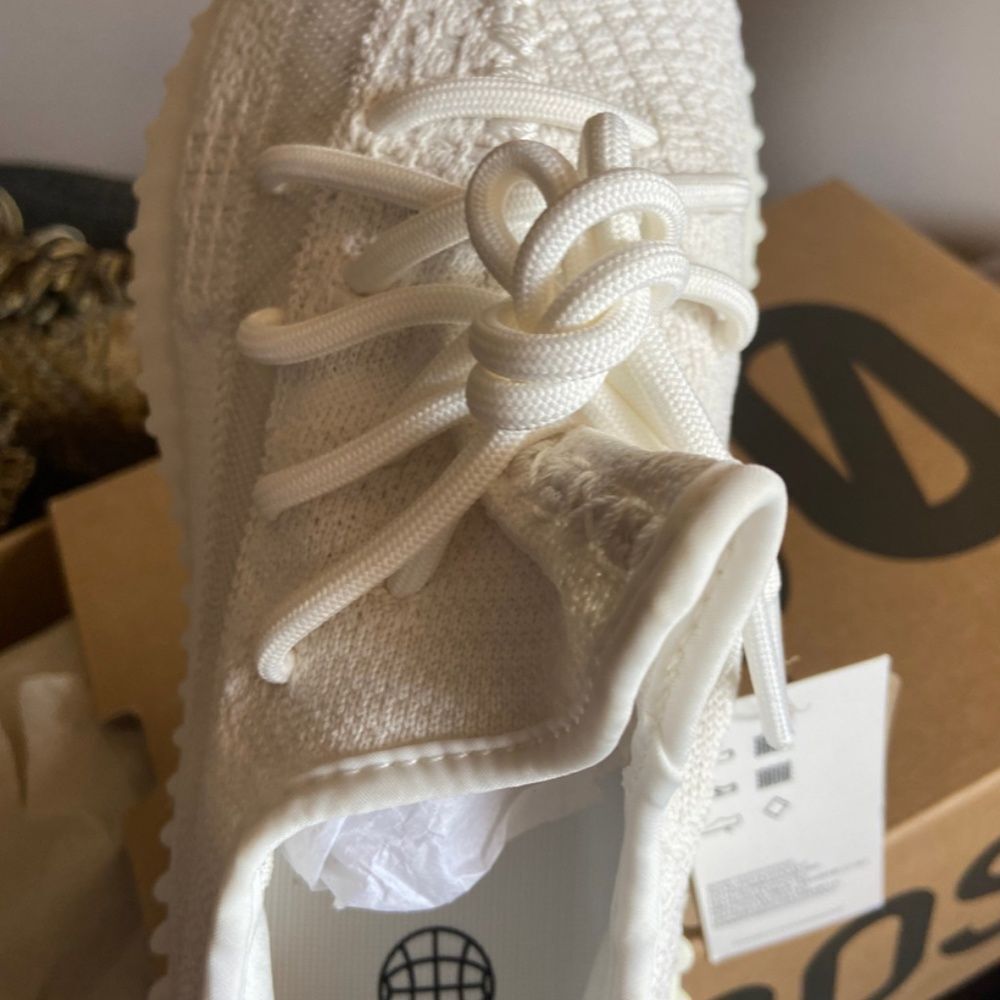 Yeezy Boost 350 - Picture 5 of 7
